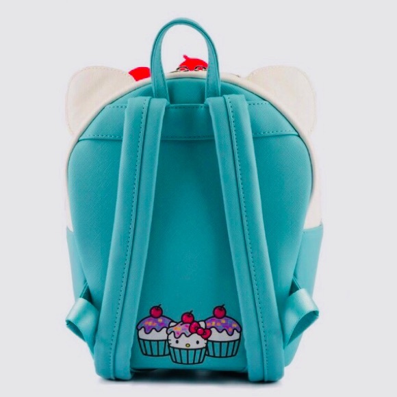 Hello Kitty Cupcake Loungefly X Sanrio Universal Studios Exclusive***FIRM PRICE